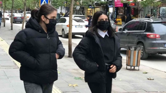Elazığ'da vaka sayıları hızla düşmeye devam ediyor