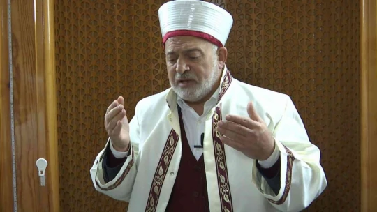 Elazığ'da vatandaşlar sabah namazında buluştu