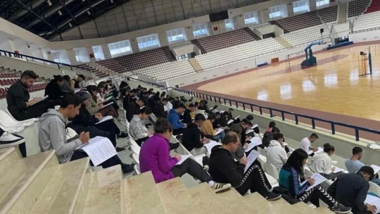 Elazığ'da voleybol hakem kursu gerçekleştirildi