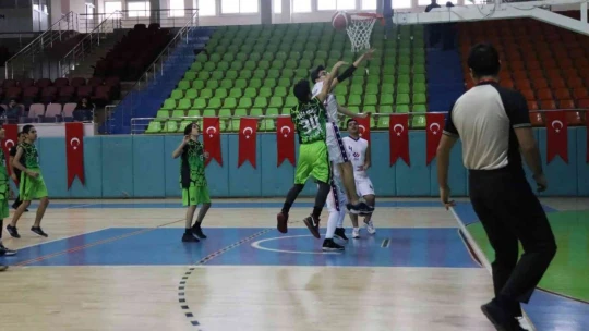Elazığ'da Yıldızlar Basketbol İl Şampiyonası başladı