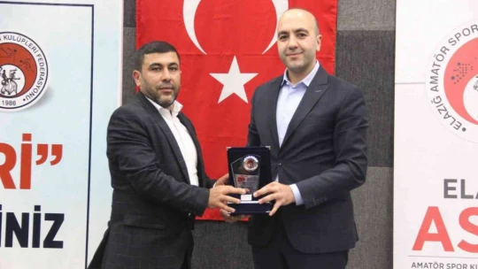 Elazığ'da Yılın Spor Enleri Ödül programı