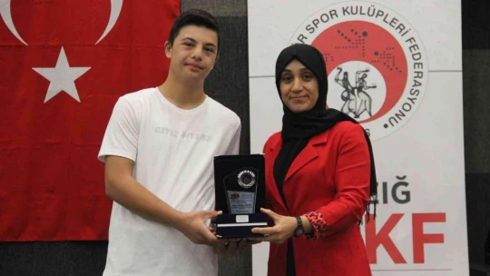 Elazığ'da Yılın Spor Enleri Ödül programı