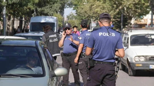 Elazığ'daki asayiş uygulamalarında bin 905 şahıs sorgulandı