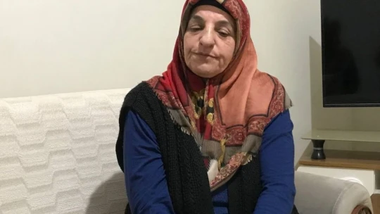 Elazığ depreminde kızını kaybeden ve enkaz altından çıkartılan Hamide Bugdalı: 'Enkaz altından çıkarılanları görüyorum sanki kızım'
