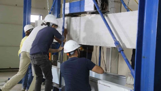 Kışın Beton Dökerek Dünyada Bir İlke İmza Attılar