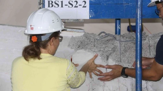 Kışın Beton Dökerek Dünyada Bir İlke İmza Attılar