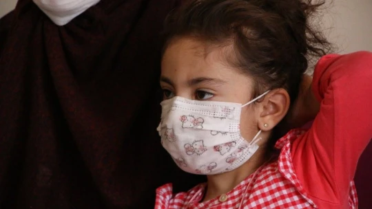 Elazığ depreminin sembol ismi Yüsra bebek ve annesine bayram ziyareti