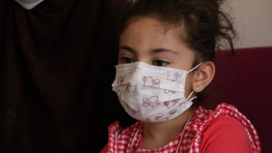 Elazığ depreminin sembol ismi Yüsra bebek ve annesine bayram ziyareti