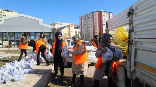 Elazığ depremzedeler için tek yürek