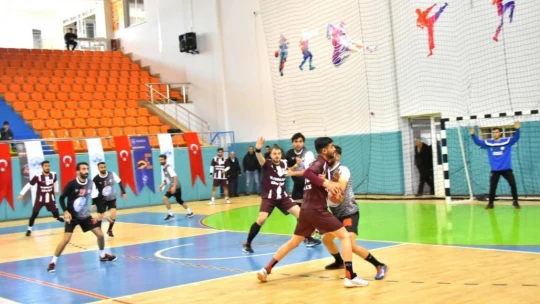 Elazığ derbisinde gülen Gençlikspor oldu