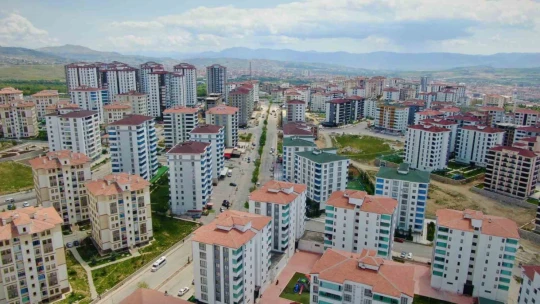 Elazığ Emlakçılar Odası Başkanı Albayrak: 'Yıkılan binalar yapıldıktan sonra kira fiyatları düşecektir'