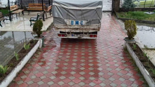 Elazığ Halk Eğitim Merkezi'nden deprem bölgesine yardım