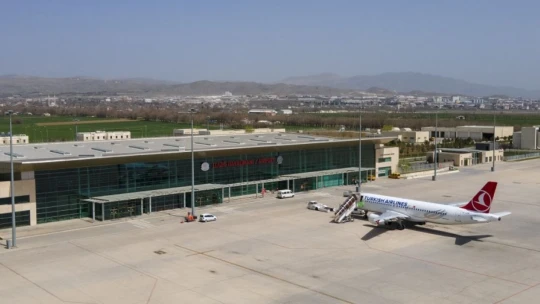 Elazığ Havalimanı ikinci pisti hizmete açıldı