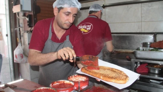 Elazığ hem salçalı köfteye hem de eğlenceye doyacak