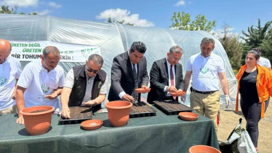 Elazığ Hipodrom Müdürlüğünün üreteceği binlerce çiçek hipodromları renklendirecek