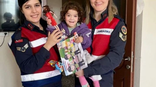 Elazığ İl Jandarma Komutanlığı, engelli bireyleri unutmadı