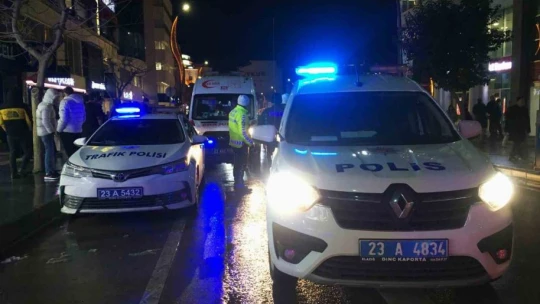 Elazığ'ın en işlek caddesinde bıçaklı kavga: 2 yaralı
