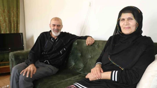 Elazığ'ın ilk kadın muhtarıydı, koltuğu eşinden devraldı, köyün Emine ablası oldu