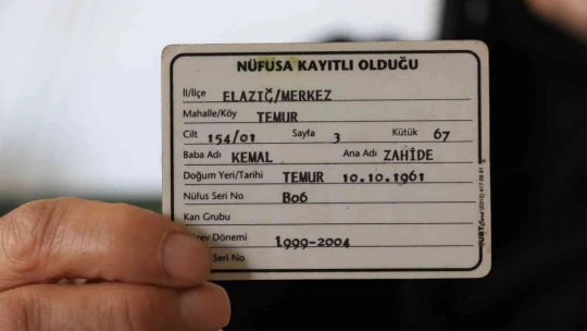 Elazığ'ın ilk kadın muhtarıydı, koltuğu eşinden devraldı, köyün Emine ablası oldu