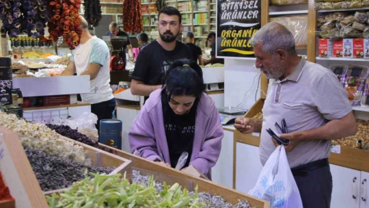 Elazığ Kapalı Çarşıda Kurban Bayramı yoğunluğu
