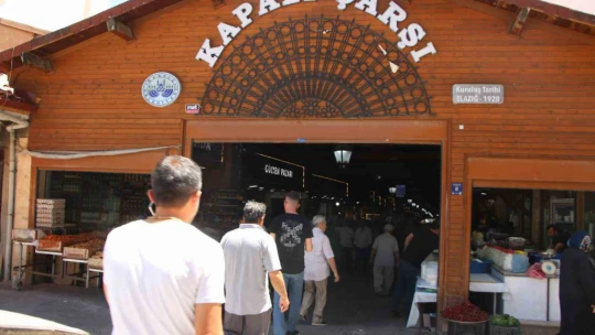 Elazığ Kapalı Çarşıda Kurban Bayramı yoğunluğu