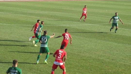 Elazığ Karakoçan son dakika golüyle puanı kaptı