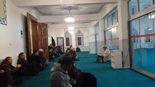 Elazığ Müftülüğünden 'Cuma geceleri ailece camide buluşuyoruz' programı