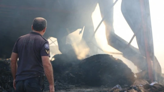 OSB'deki tesis yangını 8 saatin sonunda söndürüldü