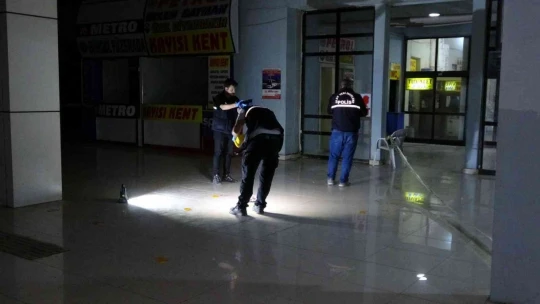 Otogarda silahlı kavga: 2 yaralı