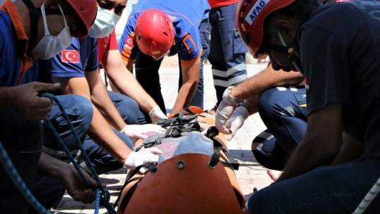 Elazığ Ruh Sağlığı Hastanesindeki deprem ve yangın tatbikatı nefes kesti