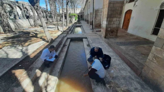 Elazığ Su Ürünleri Araştırma Enstitüsü, Balıklıgöl'de inceleme yaptı