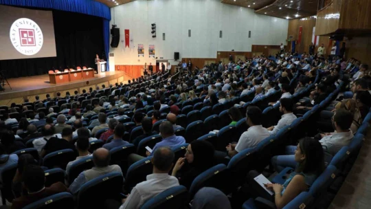 Elazığ ve Kahramanmaraş depremlerinin büyüklüğünün 8.4'e çıkmasını 'quartz schist' kayaları engellemiş