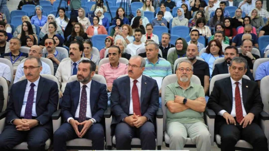 Elazığ ve Kahramanmaraş depremlerinin büyüklüğünün 8.4'e çıkmasını 'quartz schist' kayaları engellemiş