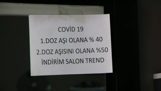 Elazığlı berberden aşı tarifesi: 1'inci doz aşı olana yüzde 40, 2'nci doz olana yüzde 50 indirim