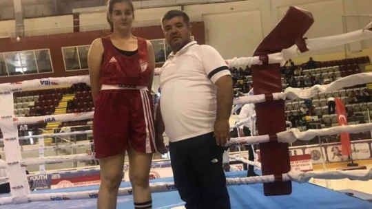 Elazığlı boksörler çeyrek finalde