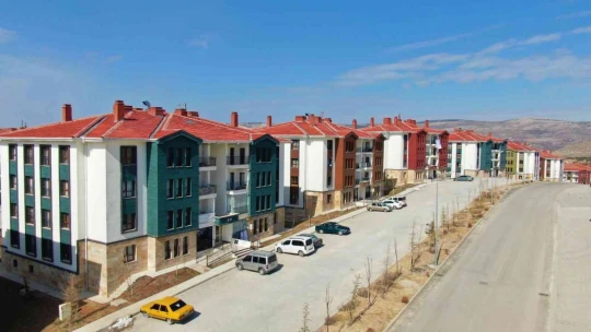 Elazığlı depremzedelerden, devlete,