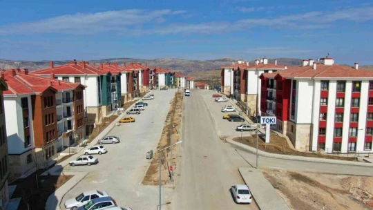 Elazığlı depremzedelerden, devlete,