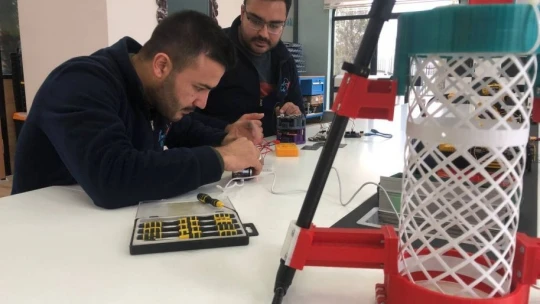 Elazığlı gençlerden önemli başarı: Yerli ve milli imkanlarla 'elektronik devre kartı' geliştirildi