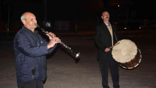 Elazığlılar ilk sahura davul ve klarnet sesiyle uyandı