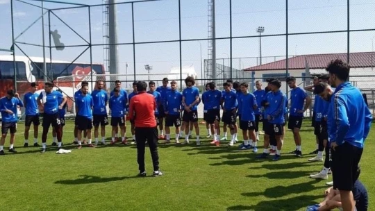 Elazığspor'un Erzurum kampı başladı