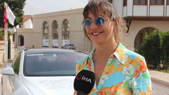 Elektrikli aracıyla İsviçre'den yola çıktı, 23 günde 46 il gezdi