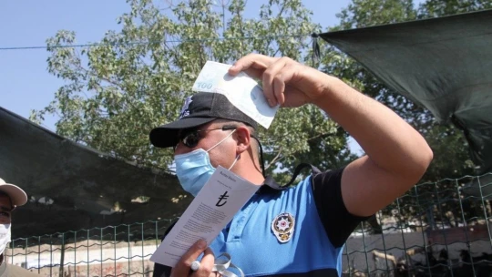 Emniyetten kurban satıcılarına sahte para uyarısı