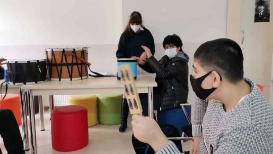 Engeli engel olmadı, çocukluk hayalini gerçeğe dönüştürdü