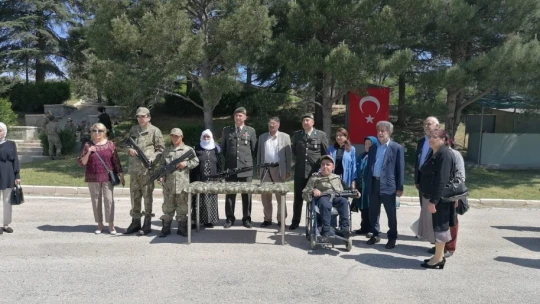 Engelli bireyler için temsili askerlik töreni düzenlendi