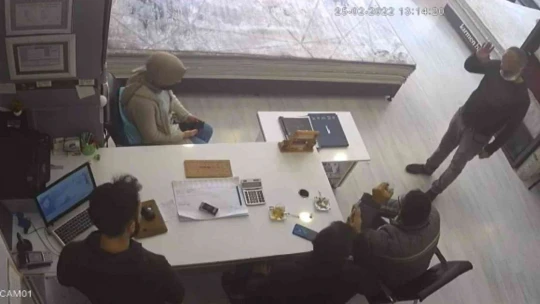 Engelli vatandaşın hırsızlık pişmanlığı: Helallik yetmedi, hırsızlık yaptığı işyerine para getirdi
