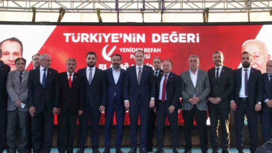 Erbakan: 'İYİ Parti, CHP ve HDP LGBT akımlarına destek oluyor, 7'li masanın karşısında durmamız lazım'