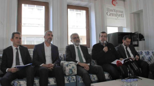 Eski Enerji ve Tabi Kaynaklar Bakanı Yıldız: 'En büyük yatırım insana olan yatırımdır'