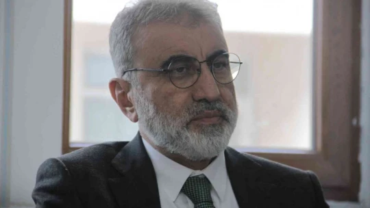 Eski Enerji ve Tabi Kaynaklar Bakanı Yıldız: 'En büyük yatırım insana olan yatırımdır'