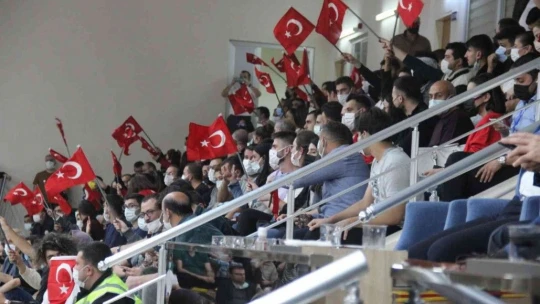 Eurocup Women: Elazığ İl Özel İdare: 74 - Uni Gyor: 67