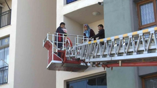 Evde mahsur kaldığı için işe gidemedi, çıkışının verileceğini öğrenince şoka uğradı